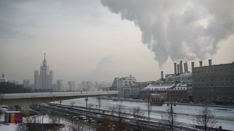 A large amount of smog comes out of pipes in the center of Moscow city. Stock Footage 147671389