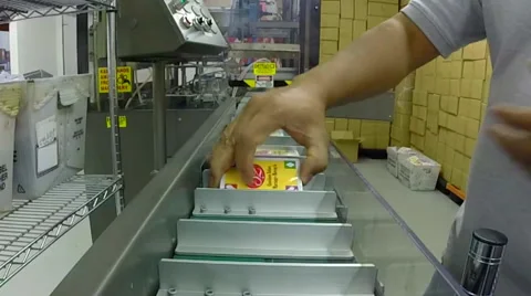 Large automated card making machine assembly line 库存影片 40065555