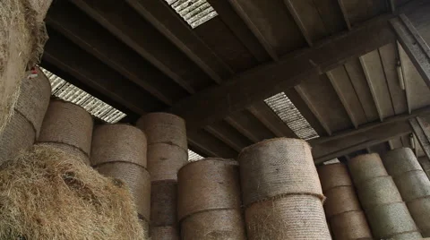 Large bales of hay storage Vídeos de archivo 68711921