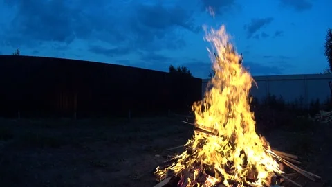 Large bonfire on dark background, low angle shot Video stock 74851926