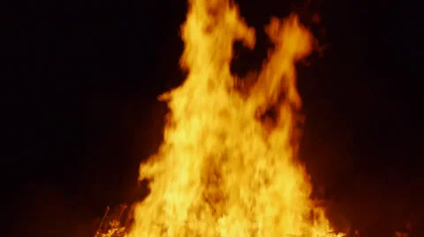 Large bonfire 스톡 동영상 36634215