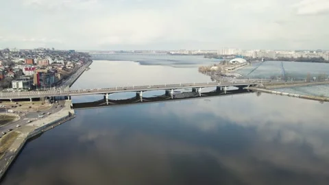 A large bridge between the two banks of the city. aerial shooting Stockbeeldmateriaal 151834268