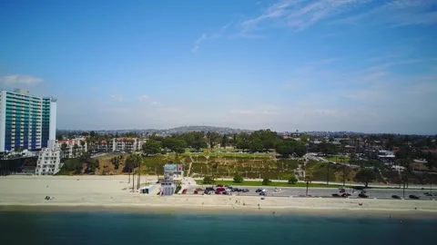 A large building 動画素材 156340517