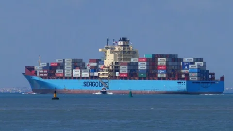 Large cargo container ship cruising 4k intro video for business Stock Footage 95675492