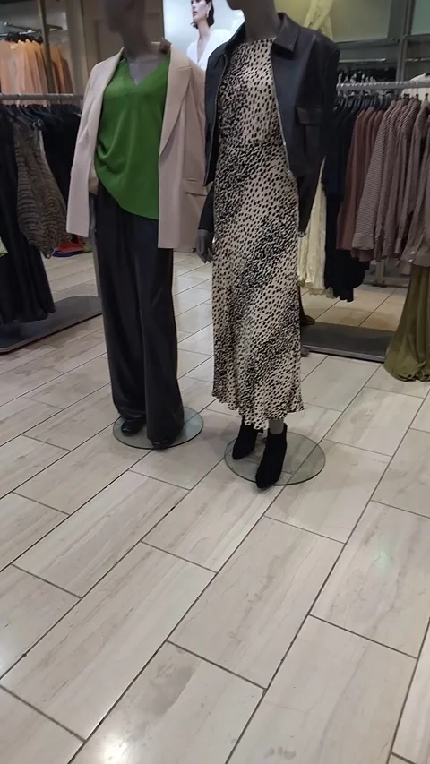 A large clothing store Stock-Footage 303690715