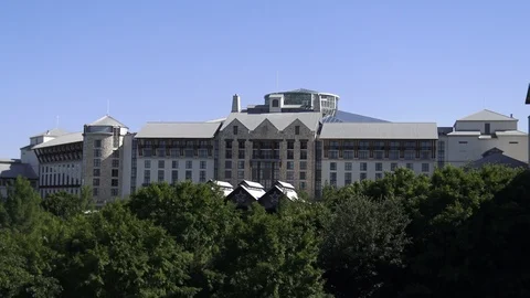 Large commercial building 스톡 동영상 89458611