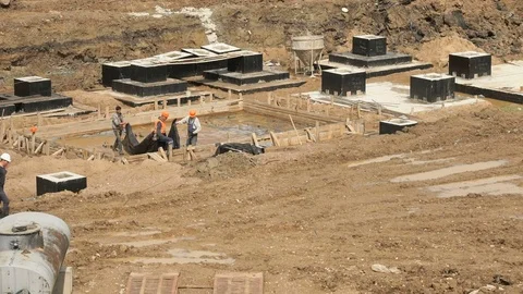 Large construction of large complex of buildings Vídeo Stock 80068268