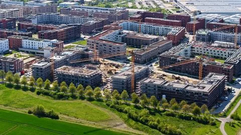 Large Construction Site in Germany with Multiple Cranes and Excavators Foto stock