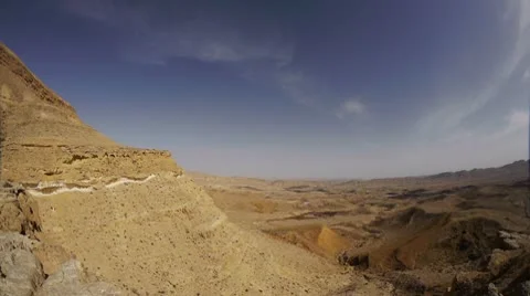 Large Crater 1 Stockbeeldmateriaal 10760654