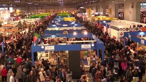 Large Crowd Of Busy exhibition Stock Footage 71618690