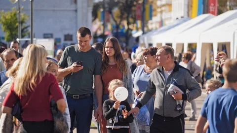 Large crowd of people Stock Footage 121506015