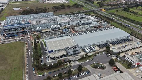 Large data center facility aerial view storing cloud computing data Fotos Stock
