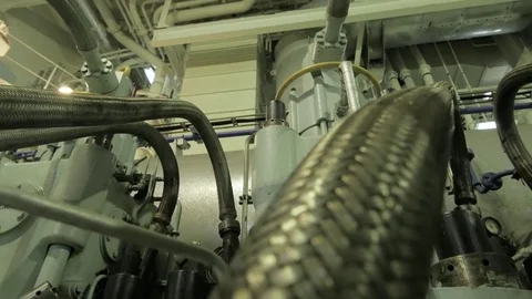 On large diesel engine of ship Vidéo 70101473