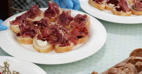 A large dish of appetizers on the buffet table Video stock 178069875