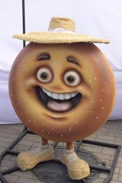 A large doll in the shape of a donut. Foto stock