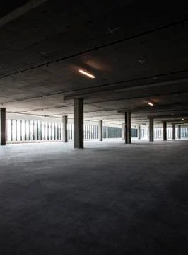Large empty raw office space. Stockfoto's