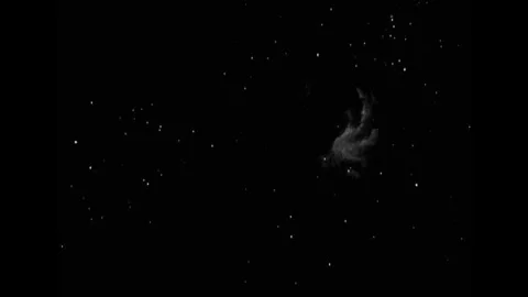 Large explosion with shafts of fire and smoke Vidéo 301911317