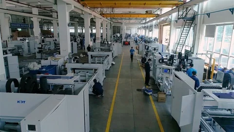 A large factory for the production of machine tools. Interior of a large factory 库存影片 113262636