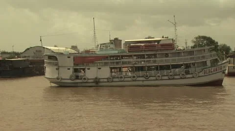 Large Ferry Boat On The Amazon River 스톡 동영상 19039577