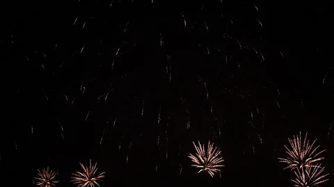 Large fireworks of different colors Vídeos de archivo 86934256