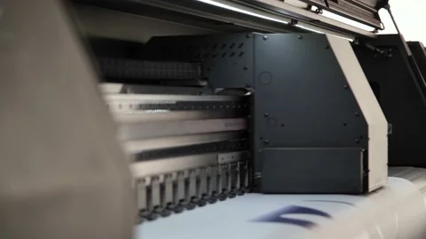 Large format digital printing machine and moving print head Stock Footage 219216385