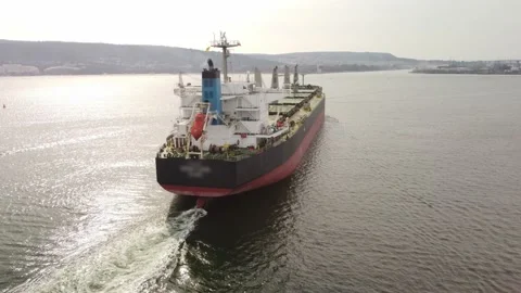 Large general cargo ship tanker bulk carrier, Top down aerial view. 스톡 동영상 172237159