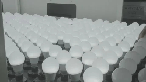 Large grid of LED light bulbs in a quality testing facility Vídeo Stock 327597176