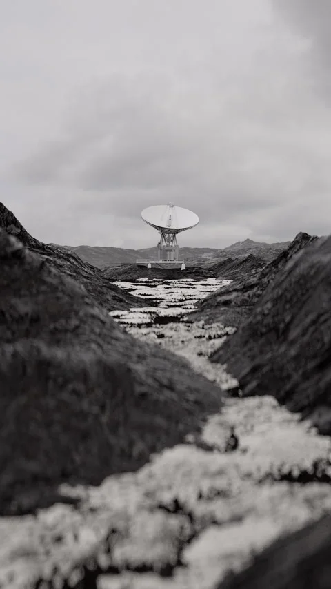 Large ground satellite isolated on an alien planet environment, big satelli.. Stock Footage 279765069