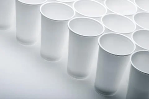 Large group of disposable plastic cups Foto stock