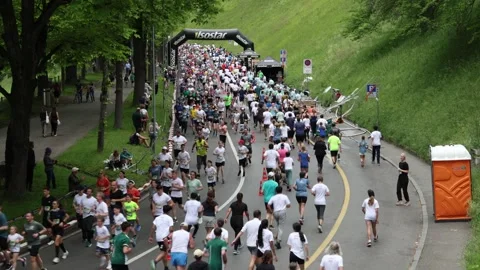 Large group of runners on a city run, establisher Stock Footage 275887467