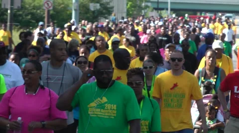 Large group walking 動画素材 54299268