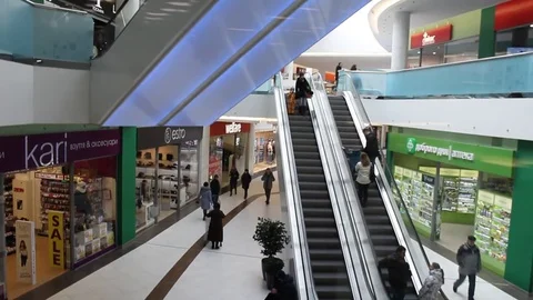 A large hypermarket 库存影片 69986514