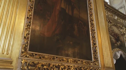 Large icon in a gold frame in the assumption Cathedral Видео 91781086