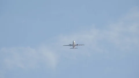 Large jet flying overhead Stock Footage 106592569