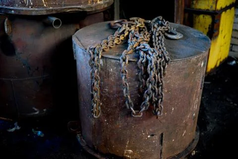 Large metal chains Stock Photos