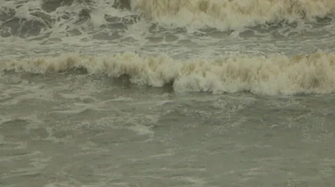 Large Ocean Waves Rolling , As Storm is Approaching Video stock 48475028