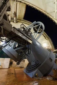 Large optical telescope Фото