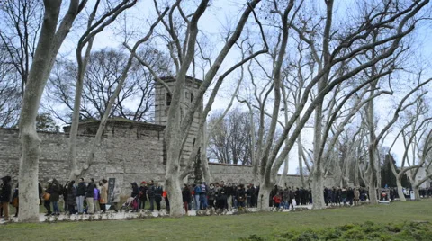 The large park in the old town Stockbeeldmateriaal 63043725