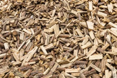 Large pile of split firewood Foto stock