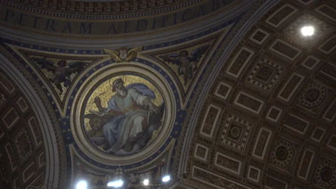 Large portrait on the ceiling of St Peters Basilica Stock Footage 137559673