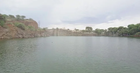 Large Quarry Vidéo 81984986