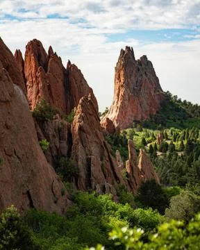 Large red rock mountain formations in Colorado Stock-Fotos