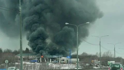 Large-scale fire in the warehouse. Building on fire Stock Footage 151822144