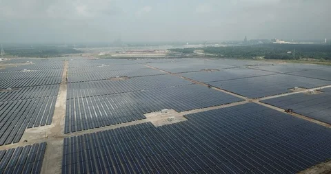 Large scale solar farm Stock Footage 96141777