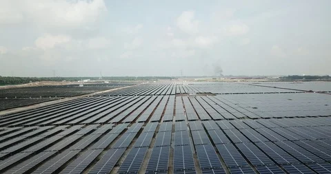 Large scale solar farm Stock Footage 96143366