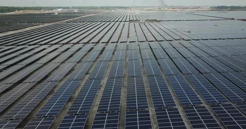 Large scale solar farm Stock Footage 96143714