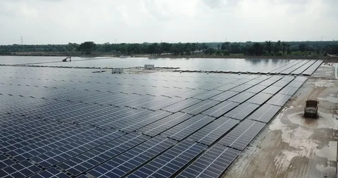 Large scale solar farm Stock Footage 96144389