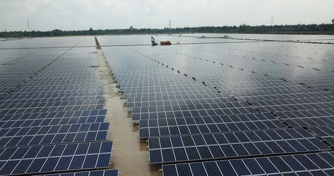 Large scale solar farm Stock Footage 96144616