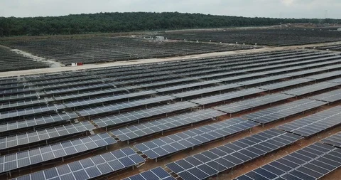 Large scale solar farm Stock Footage 96146082