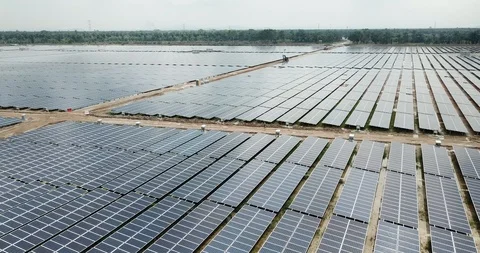 Large scale solar farm Stock Footage 96146118